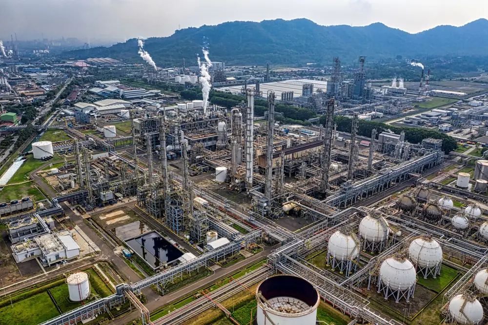 Instrumentation Fittings, Valves & Tubing for Petrochemical & Chemical Processing